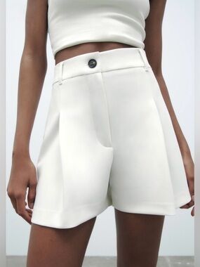 Zara HIGH-WAISTED PLEATED SHORTS XS ECRU WHITE